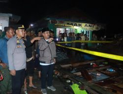 Bupati Tanjabbar Tinjau Kebakaran Teluk Nilau