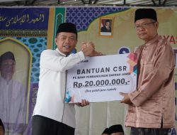 Gubernur Al Haris Salurkan Bantuan Rp20 Juta dari Bank Jambi ke Ponpes Sulthon Fattah Merangin