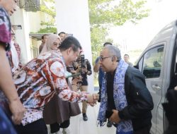 Wakil Bupati Tanjabbar Sambut Kedatangan Wakil Menteri Ketenagakerjaan